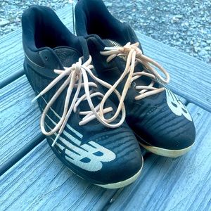 New Balance fuel cell metal baseball cleats